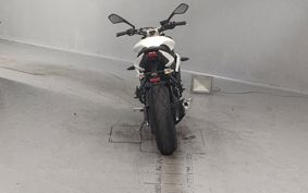 TRIUMPH TRIUMPH STREET TRIPLE TTL116