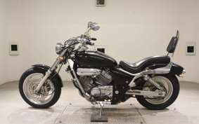 HONDA MAGNA 250