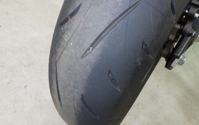 HONDA CBR650R E-Clutch 2025 RH17
