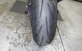 TRIUMPH DAYTONA 675 R 2015