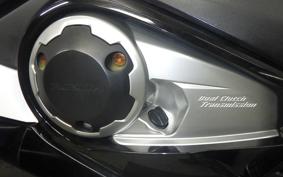 HONDA NM4 VULTUS -02 2016 RC82