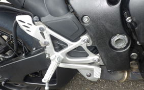 YAMAHA YZF-R1