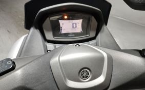 YAMAHA N-MAX 125 SEG6J