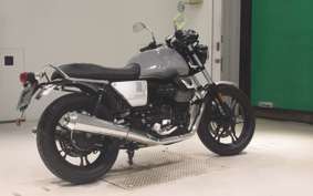 MOTO GUZZI V7 MILANO 2018