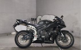 HONDA CBR600RR PC40