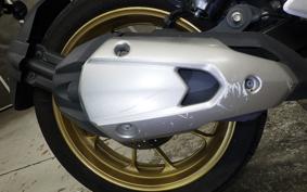 YAMAHA FZS25