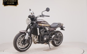 KAWASAKI Z900RS 2025 ZR900K