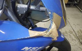 HONDA NSF100 1998 HR01