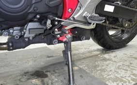 SUZUKI ｸﾞﾗﾃﾞｨｳｽ400 2016