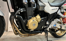 HONDA CB1300 SUPER  BOL DOR ABS 2013 SC54