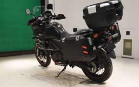 SUZUKI Vｽﾄﾛｰﾑ650XTA 2016 VP56A