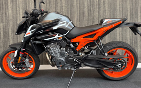 KTM 890 DUKE GP TU940