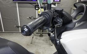 YAMAHA N-MAX 2000 SED6J