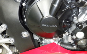 HONDA CBR1000RR R 2025 SC82