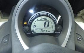 YAMAHA N-MAX 2002 SED6J