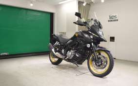 SUZUKI Vｽﾄﾛｰﾑ650XTA 2021 C733A