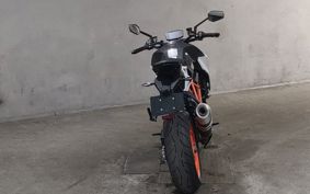 KTM 1290 SUPER DUKE R 2018 V3940