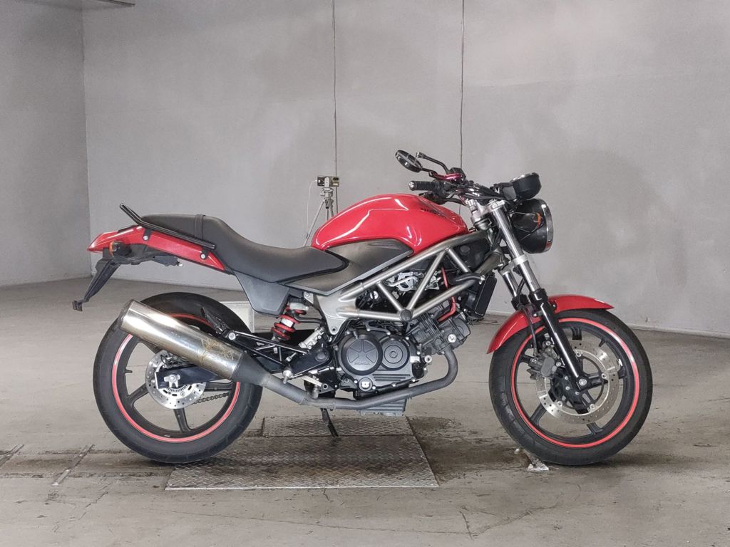 Фото Honda VTR 250 2013 с японского аукциона