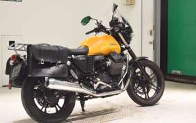 MOTO GUZZI V7 STONE 2 2016