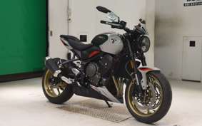 TRIUMPH TRIDENT 800 2026
