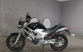 HONDA VTR 250 MC33
