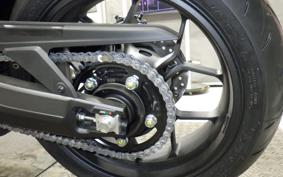 HONDA CBR650R E-Clutch 2025 RH17