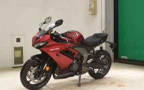TRIUMPH DAYTONA 660 2025