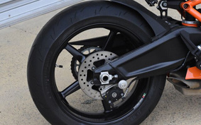 KTM 1190 RC8 R 2016 VR440