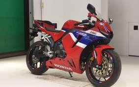 HONDA CBR600RR 2024 PC40