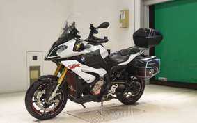 BMW S1000XR 2015