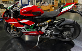 DUCATI PANIGA-REV2 BAYLISS 2022 1H00