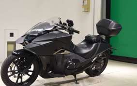 HONDA NM4 VULTUS -01 2015 RC82