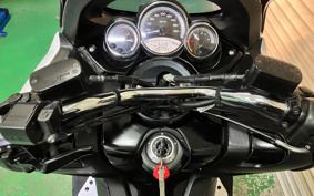YAMAHA T-MAX 500 2012 SJ08J