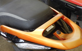 SUZUKI GSR125