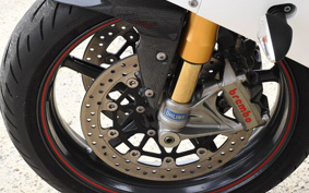 TRIUMPH DAYTONA 675 R TMD116