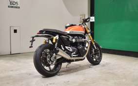TRIUMPH ストリートツインRS 2025