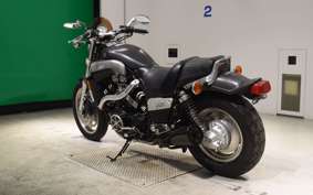 YAMAHA VMAX 2000