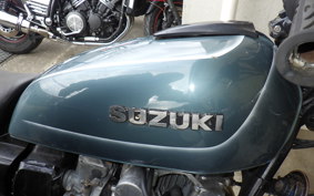 SUZUKI GS750 GS750D
