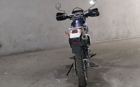 SUZUKI DJEBEL250XC SJ45A