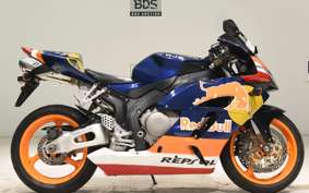 HONDA CBR1000RR 2004 SC57