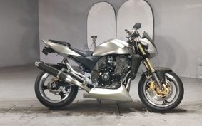 KAWASAKI Z1000 2005 ZRT00A