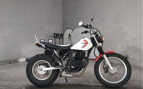 YAMAHA TW225 DG09J