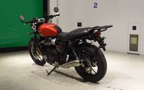 TRIUMPH STREET TWIN 2019