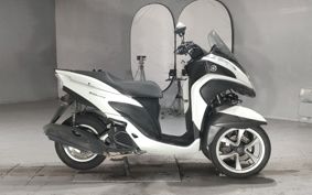 YAMAHA TRICITY 125 SE82J