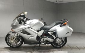 HONDA VFR800 RC46