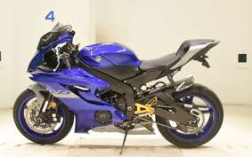 YAMAHA YZF-R6 2020