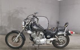 YAMAHA VIRAGO 250 3DM