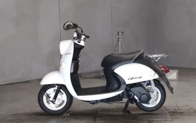 YAMAHA E-VINO SY11J