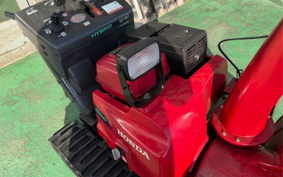 HONDA  SNOW BLOWER  MACHINE 