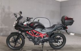 HONDA VTR 250 F MC33